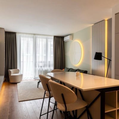 Alquiler de un apartamento completamente nuevo de dos habitaciones en un complejo residencial premium, 55 m², Belgrado, Belgrade Waterfront, Serbia